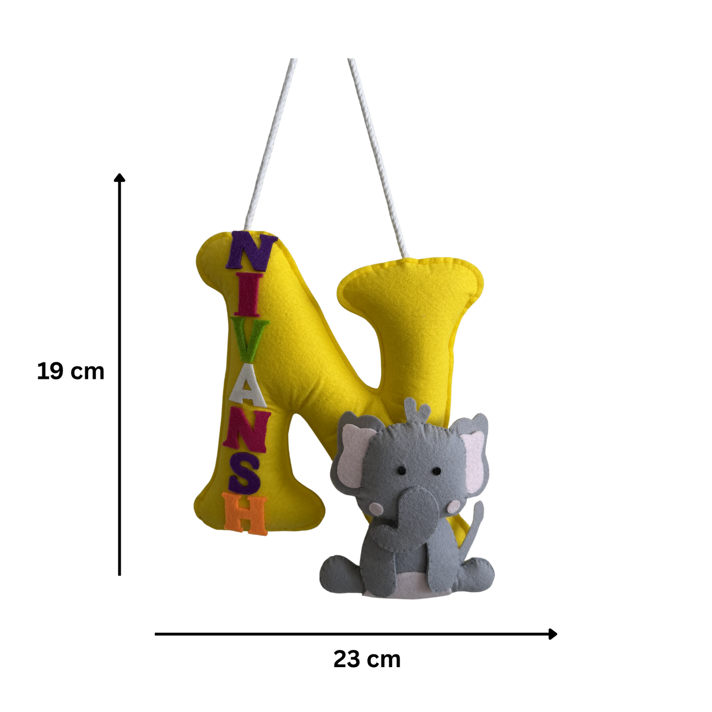 Yellow letter 'N' with initial name hanging and a gray elephant toy, showing dimensions on a white background.