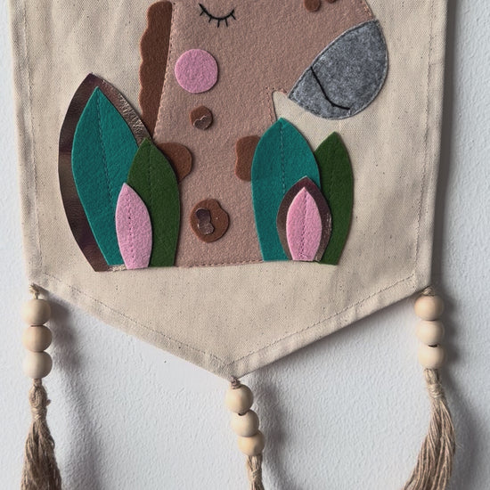 Baby shower giraffe wall hanging pebbles and patches